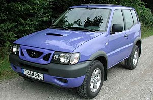 Nissan Terrano (1993-2007) <br />2.Facelift<br />3-tr. Geländewagen