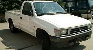 Toyota Hilux (1998-2005) <br />2-tr. Pritschenwagen