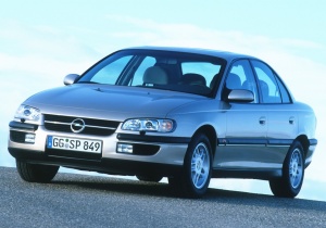 Opel Omega (1993-2003) <br />4-tr. Stufenheck-Limousine